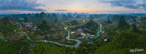  Mount Cuiping – A Picturesque Peak Offering Panoramic Views and Ancient Legends!