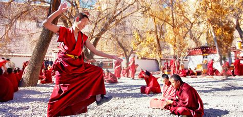 The Sera Monastery Vibrant Tibetan Buddhist Culture and Architectural Splendor!